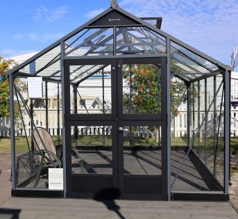 ESITTELYMALLI PIETARSAARI Kasvihuone Juliana Premium 10,9 m² turvalasilla, antrasiitti/musta väri