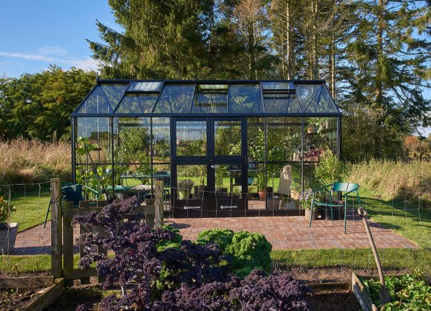 Modellväxthus Helsingfors Juliana Jubile 60 15,1 m² säkerhetsglas, svart