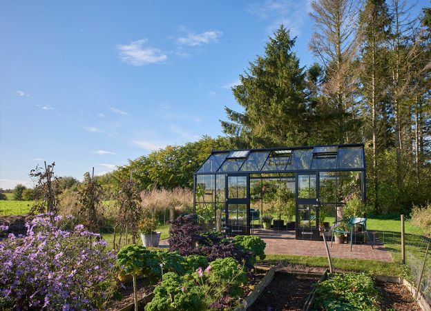 Modellväxthus Helsingfors Juliana Jubile 60 15,1 m² säkerhetsglas, svart