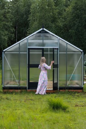 Kasvihuone Juliana Gardener 16,2 m² 10 mm kennolevyllä, alumiini/musta väri