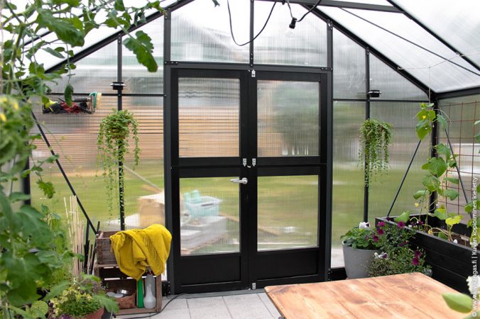 Växthus Juliana Gardener 16,2 m² 10 mm isolerplast, antracit/svart färg