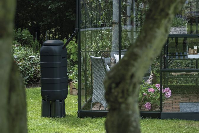 Vesisäiliö 100 L sadevedelle, Halls